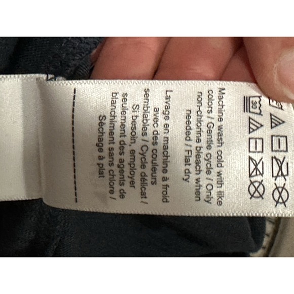 UNTUCKit, Men's Long Sleeve Henley Shirt, Navy, Size Large - Picture 7 of 11